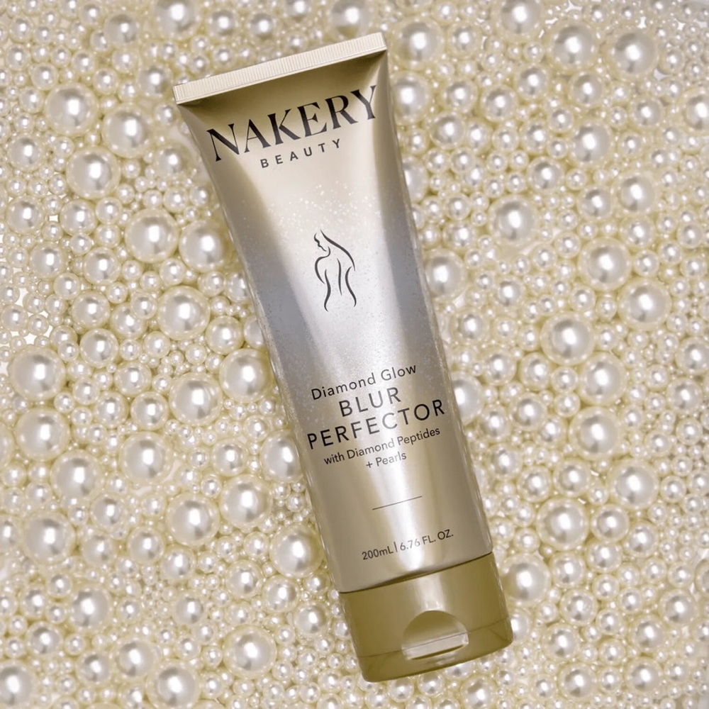 NAKERY Beauty Diamond Glow Blur Perfector ✨💎 200mL